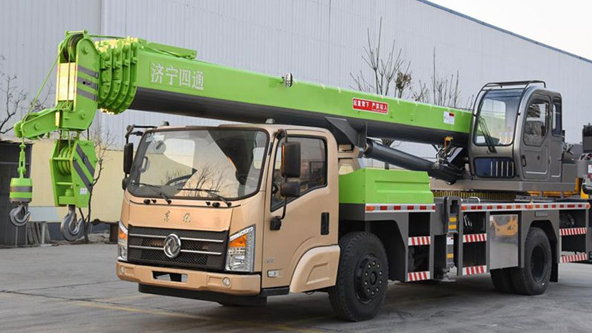 Xe cẩu bánh lốp 16T, STSQ16DF