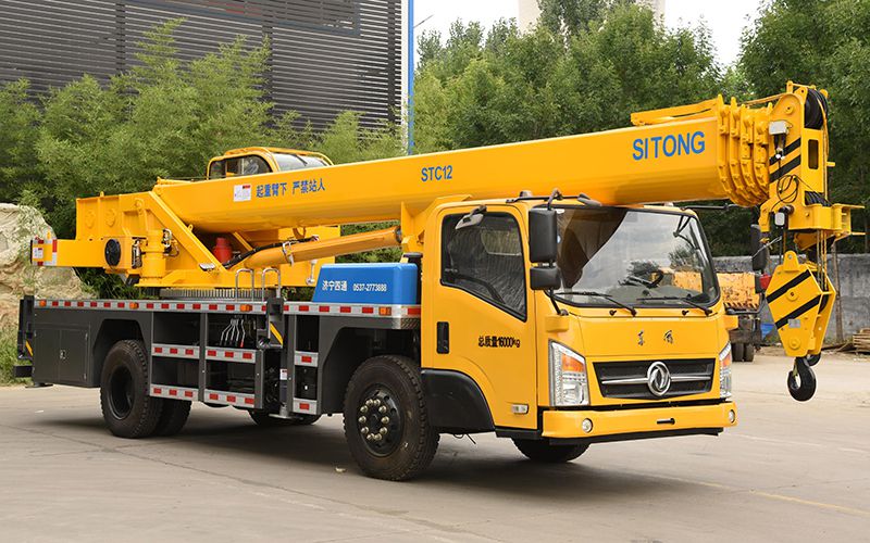 Xe cẩu bánh lốp 16T, STSQ16DF-L