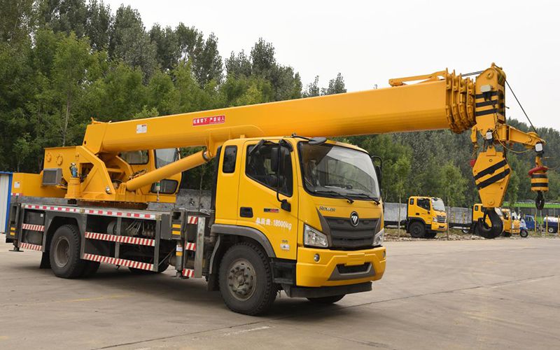 Xe cần cẩu 16T, STSQ16F
