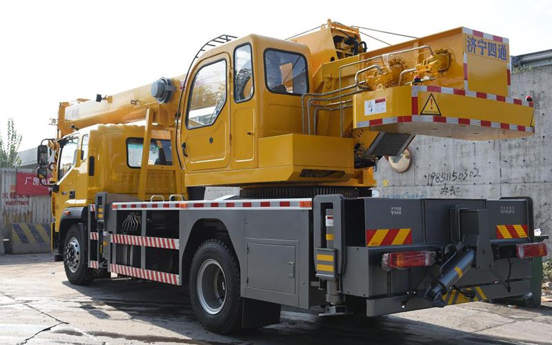 Xe cần cẩu 16T, STSQ16F-ES5