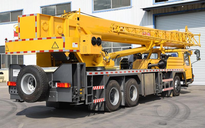 Xe cần cẩu 25T, STSQ25DF