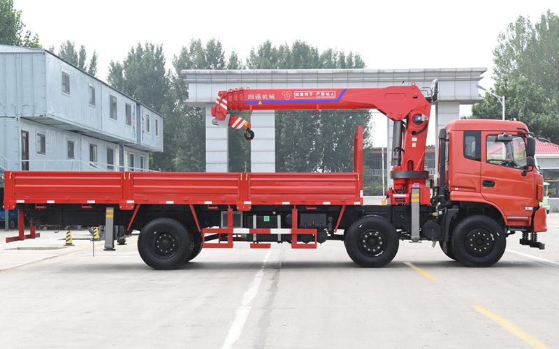 Xe tải gắn cẩu 10T, SST10S4