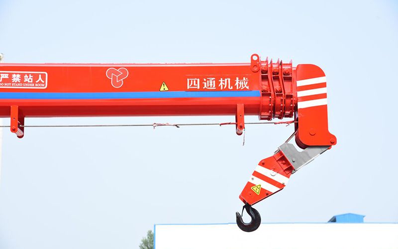 Xe tải gắn cẩu 12T, SST12S5