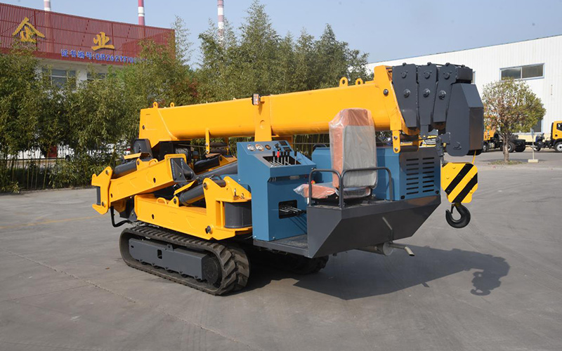 Xe cẩu bánh xích chân nhện 5T